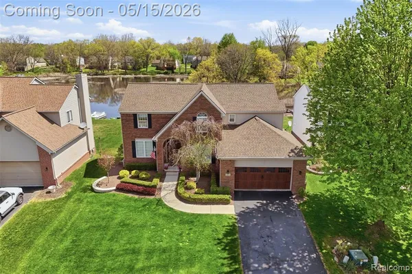 $785,000 | 5480 Lancaster Drive, Commerce Township, MI 48382