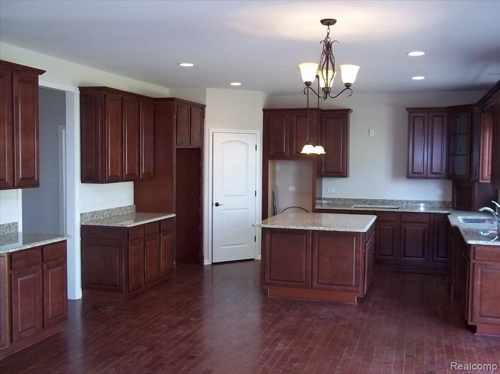 3678 Connors Drive Rochester, MI 48307 - Photo 12 of 24 100_0286