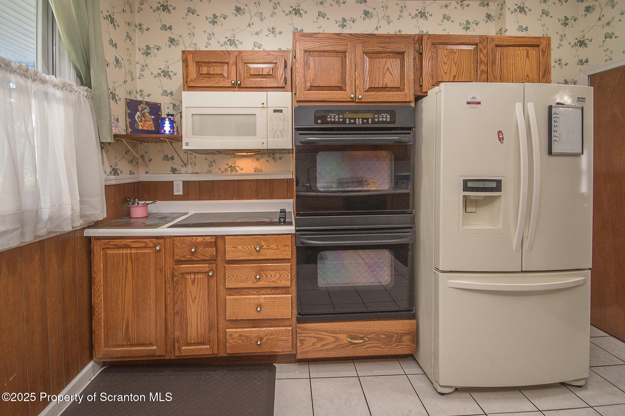 329 Prescott Avenue Scranton, PA 18510 - Photo 24 of 41 Kitchen