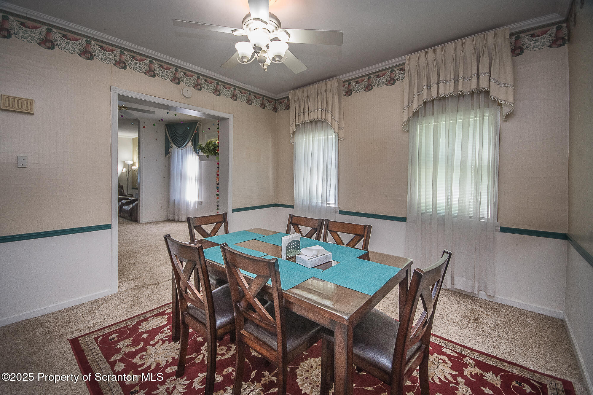 329 Prescott Avenue Scranton, PA 18510 - Photo 25 of 41 Dining Room