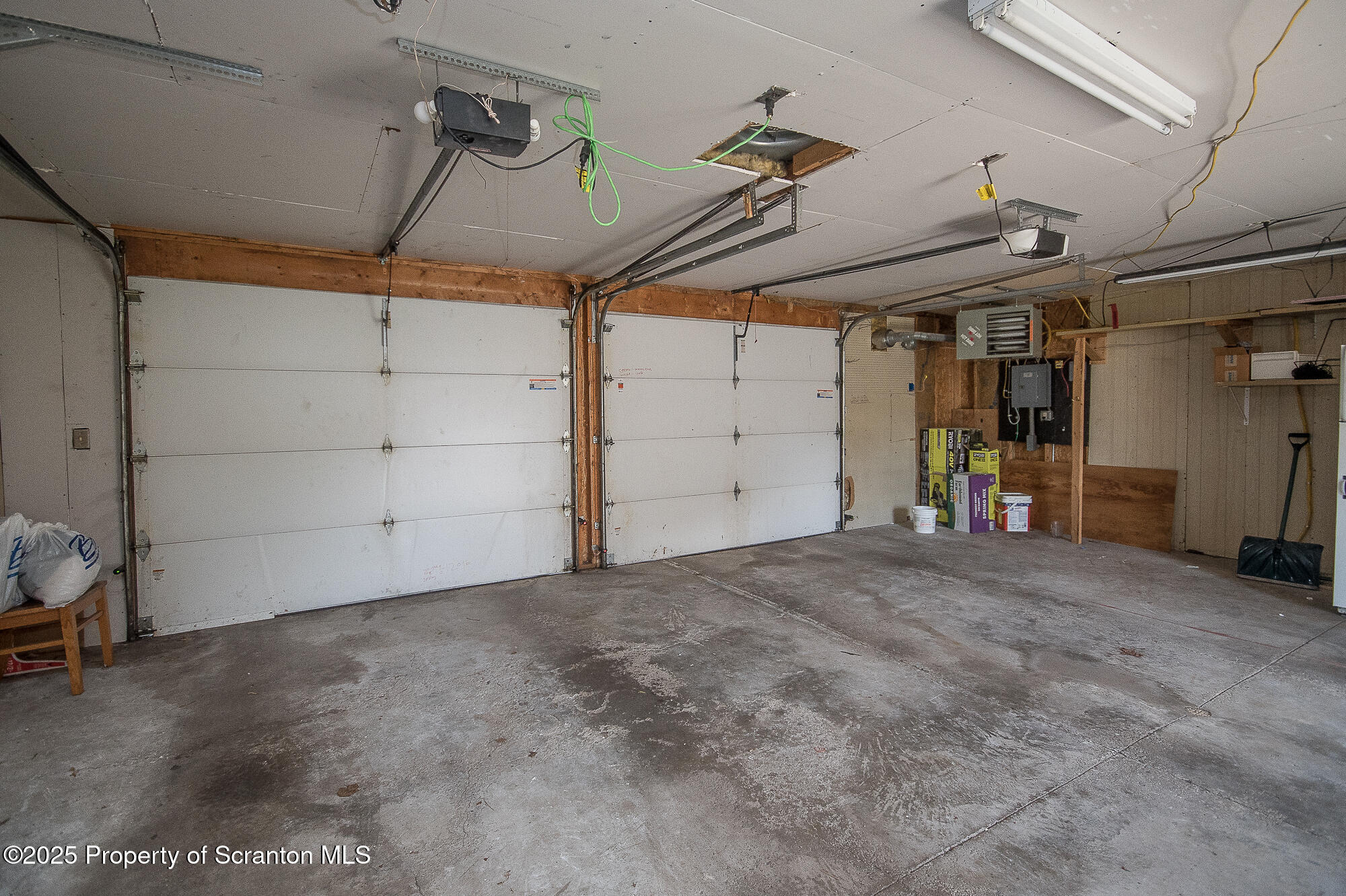 329 Prescott Avenue Scranton, PA 18510 - Photo 40 of 41 Garage