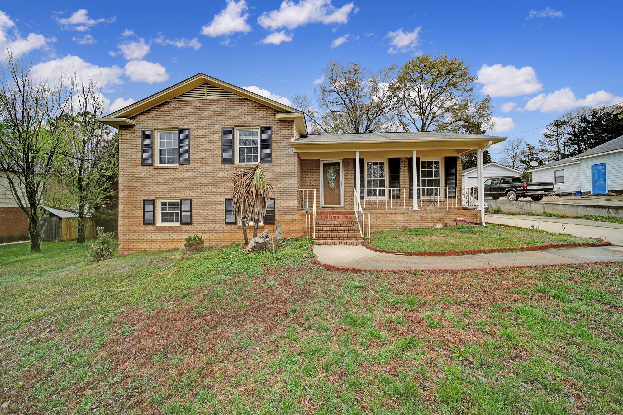 8521 Sunflower Road Charlotte, NC 28227 - Photo 2 of 36 Gallery Image 2