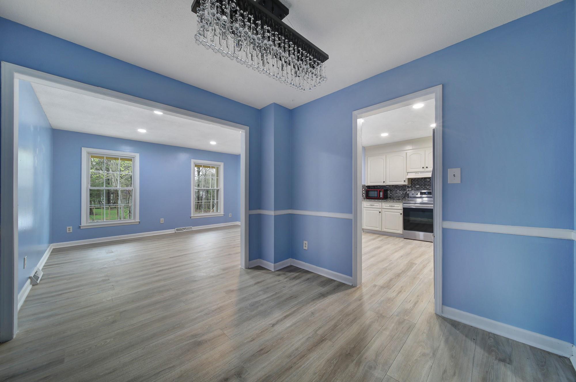8521 Sunflower Road Charlotte, NC 28227 - Photo 7 of 36 Gallery Image 7
