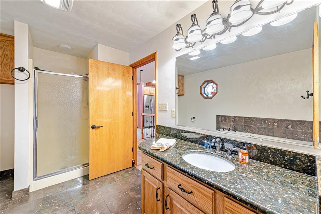 513 McGinnis Road Acme, PA 15610 - Photo 18 of 40 Gallery Image 18