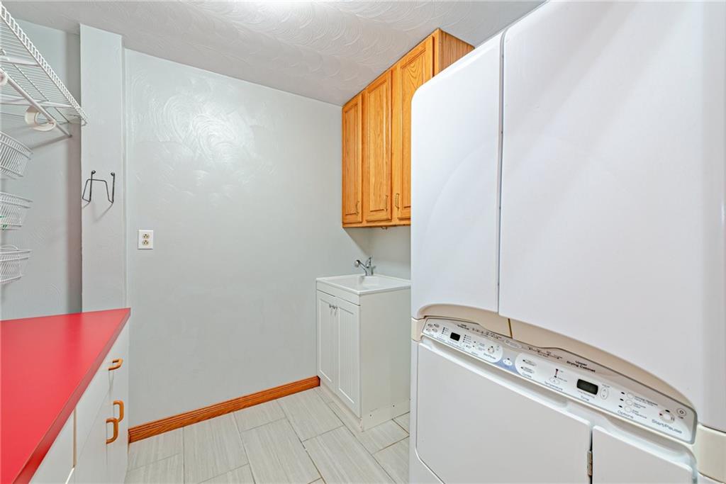 513 McGinnis Road Acme, PA 15610 - Photo 20 of 40 Gallery Image 20