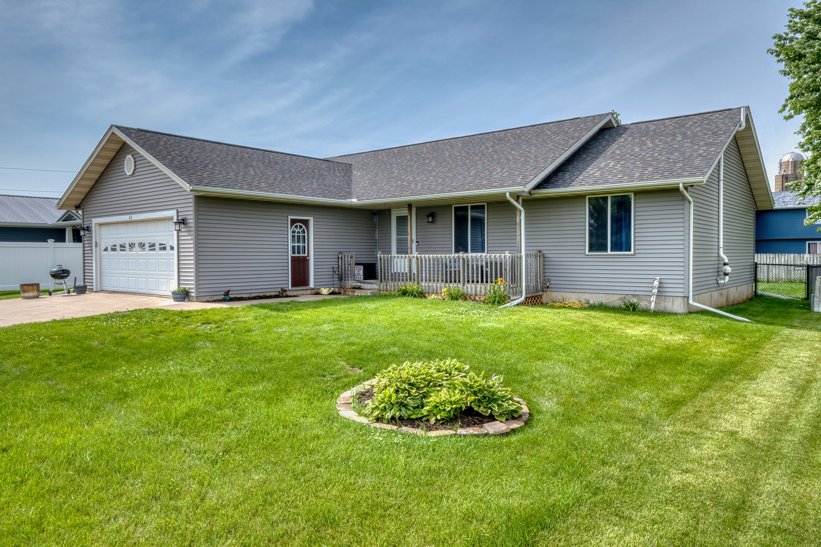 82 Prairie Drive Miles, IA 52064 - Photo 3 of 44