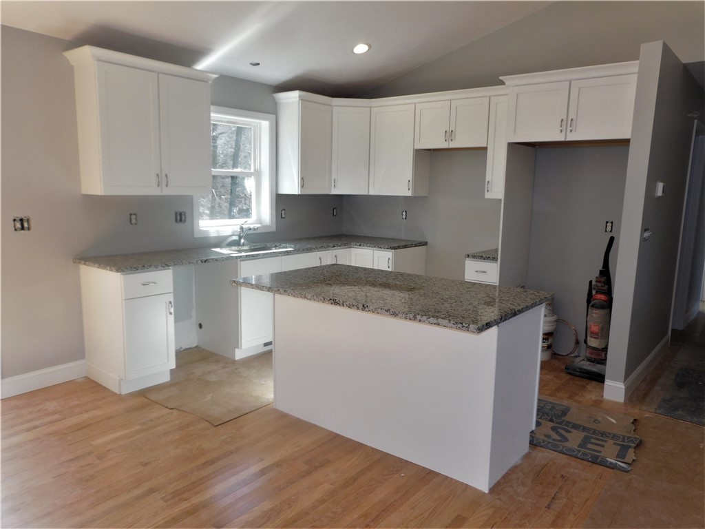 696 Main Street Hopkinton, RI 02832 - Photo 7 of 18