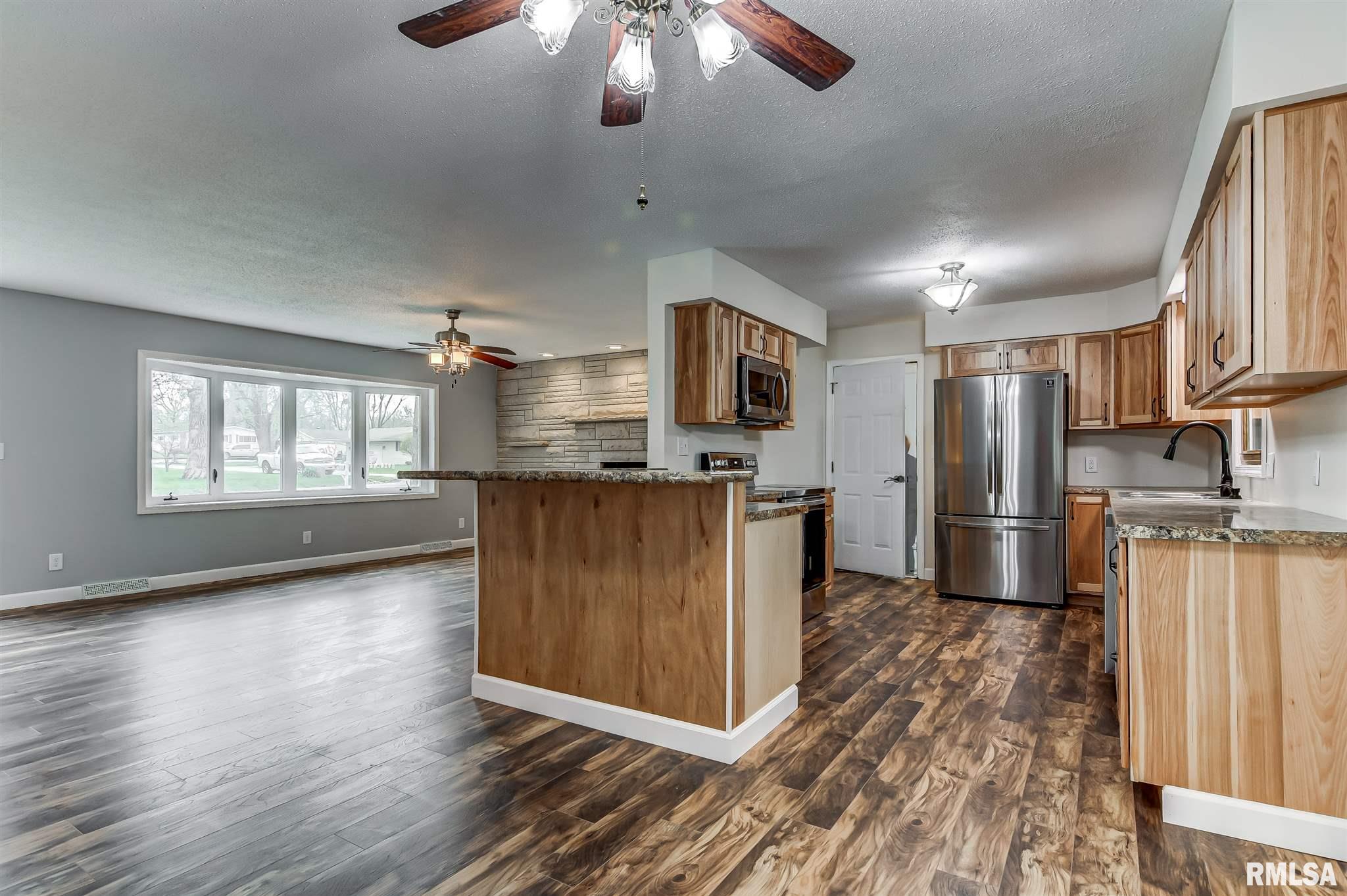 161 West Raylots Spaulding, IL 62561 - Photo 11 of 50 Gallery Image 11