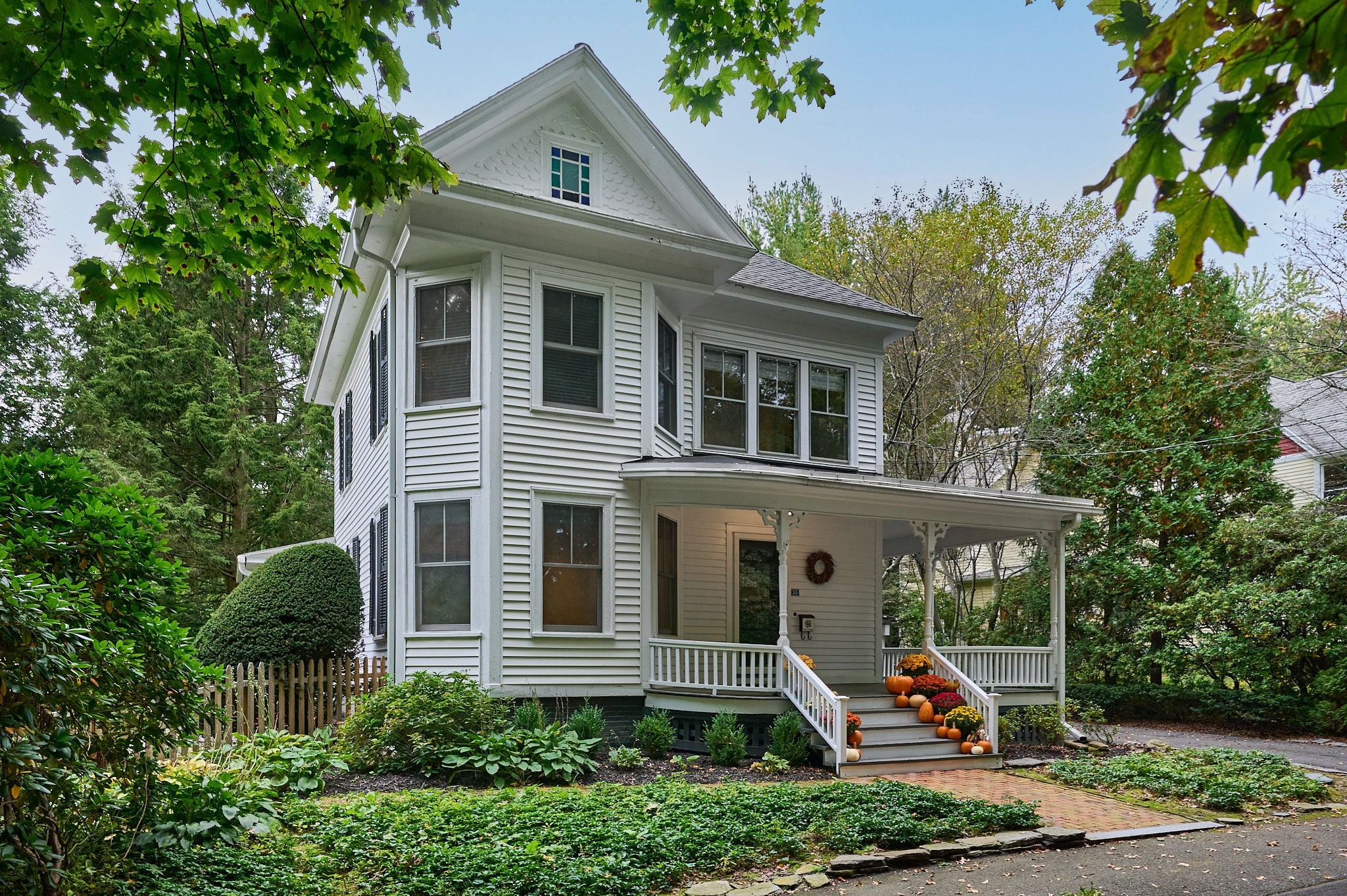 33 Gaylord Street Amherst, MA 01002 - Photo 1 of 42 Gallery Image 1