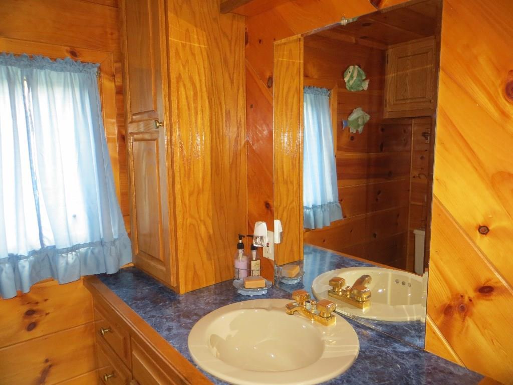421 Beaulieu Road St. David, ME 04773 - Photo 31 of 35 Mobile Home Bathroom