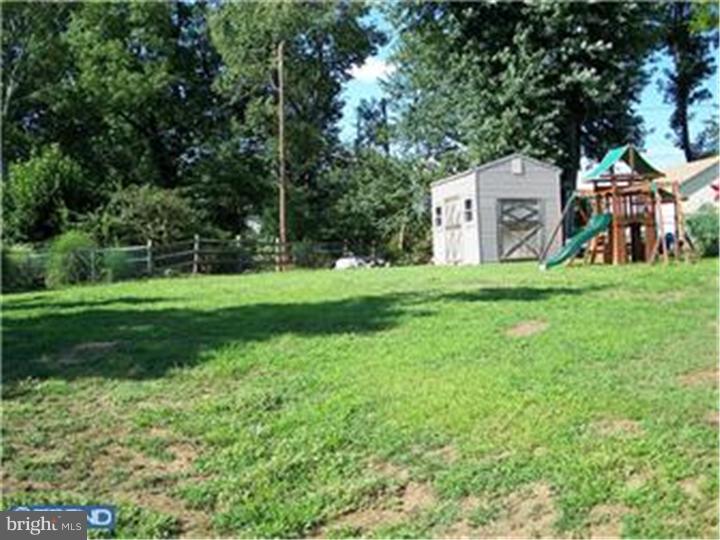 1019 Alpena Road Philadelphia, PA 19115 - Photo 11 of 11
