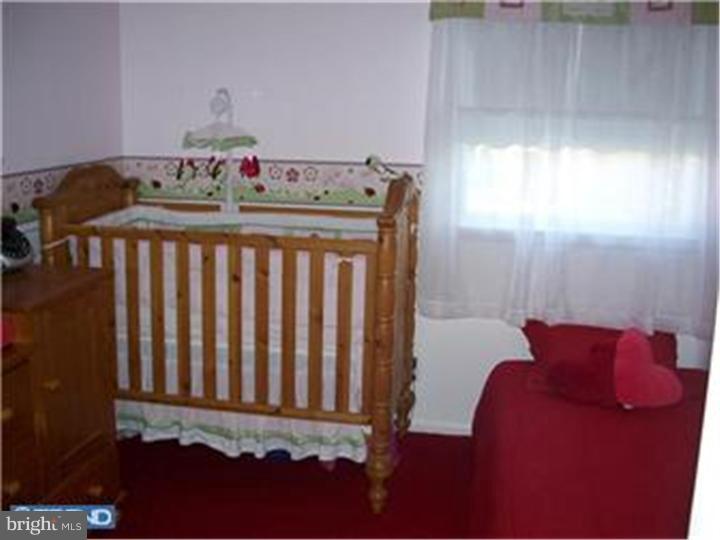 1019 Alpena Road Philadelphia, PA 19115 - Photo 9 of 11