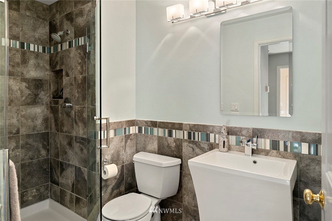 19710 89th Place Northeast Bothell, WA 98011 - Photo 12 of 30 Gallery Image 12