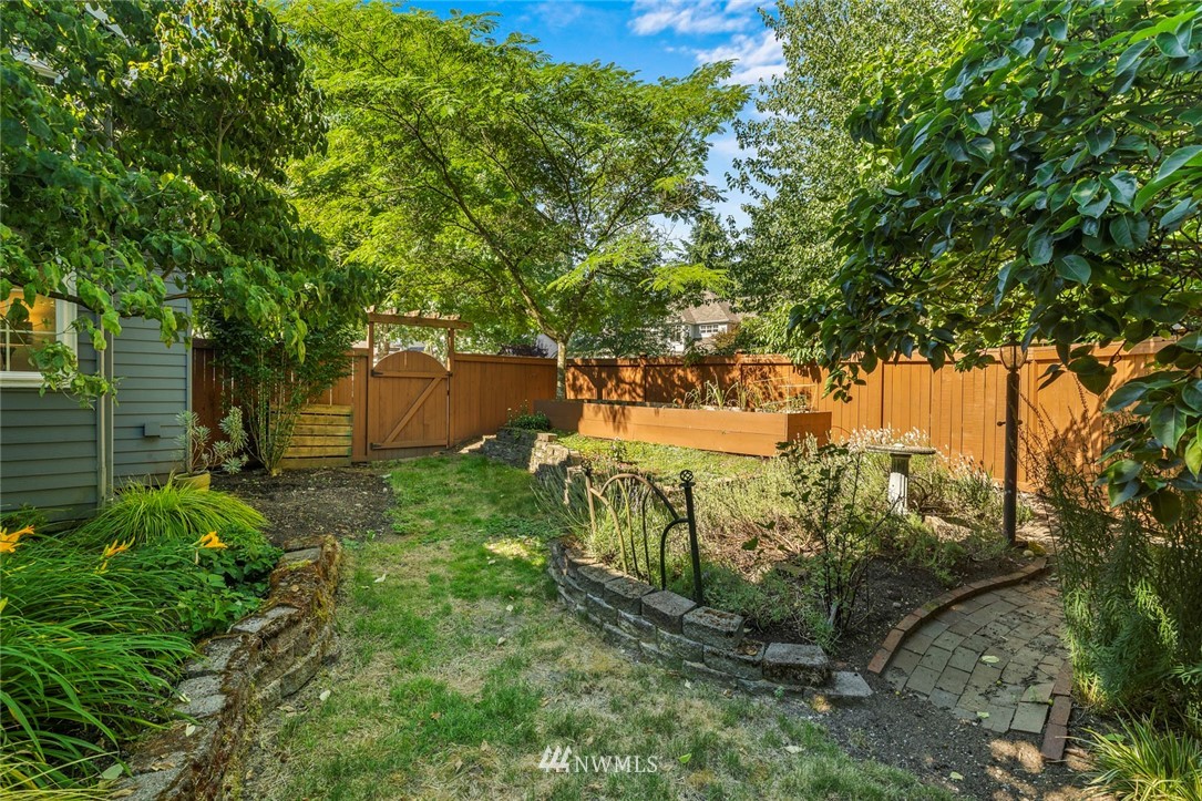 19710 89th Place Northeast Bothell, WA 98011 - Photo 26 of 30 Gallery Image 26