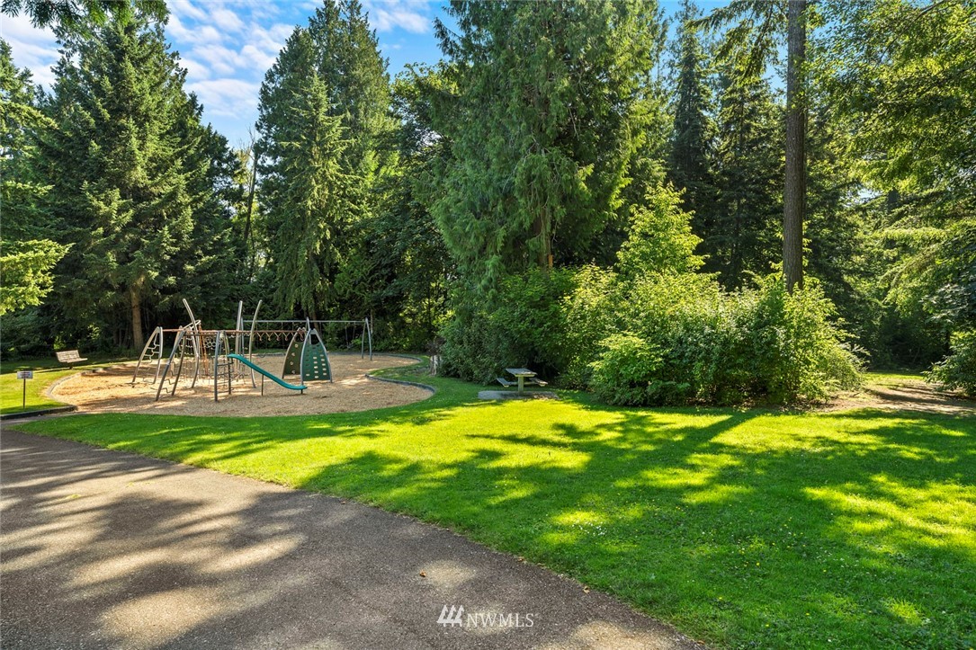 19710 89th Place Northeast Bothell, WA 98011 - Photo 29 of 30 Gallery Image 29