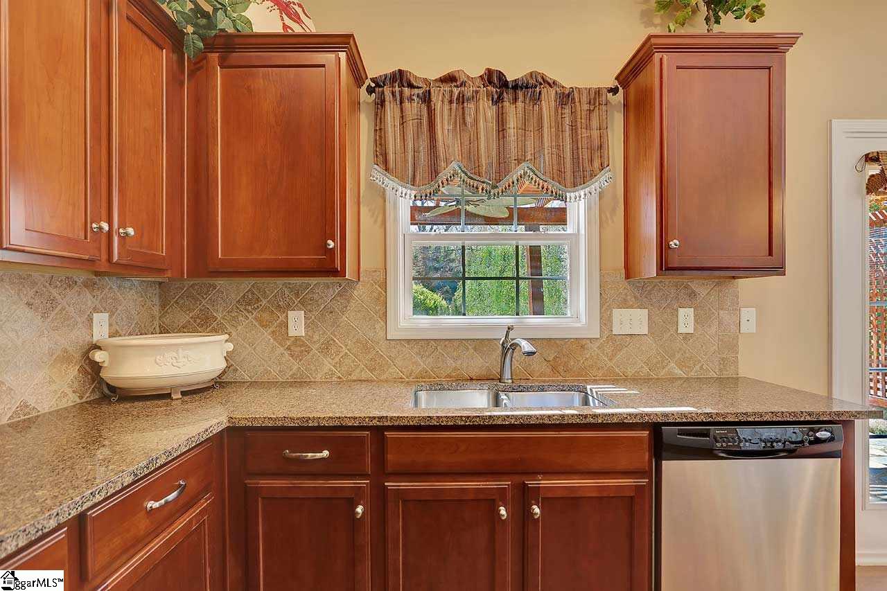 32 Pimmit Place Greenville, SC 29607 - Photo 12 of 36 Gallery Image 12