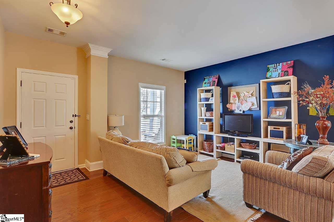 32 Pimmit Place Greenville, SC 29607 - Photo 5 of 36 Gallery Image 5