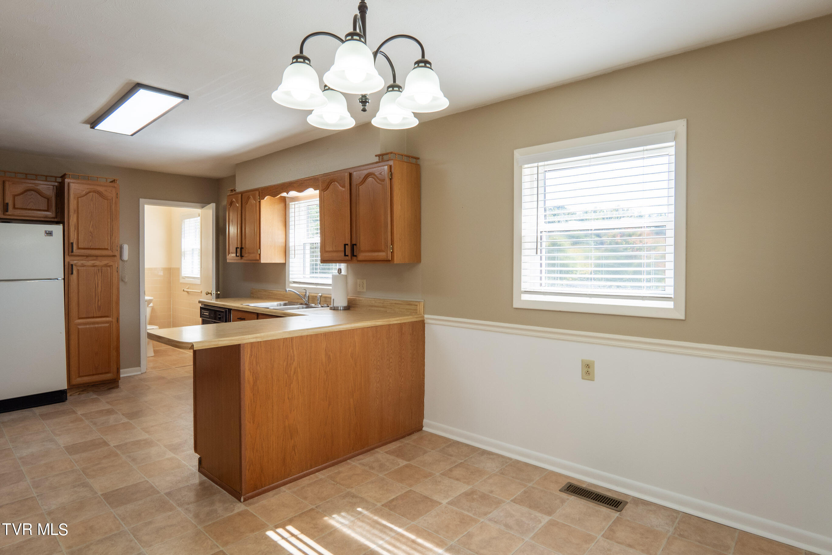1812 Old Tusculum Road Greeneville, TN 37745 - Photo 13 of 64 DanielleRickerPhotography-