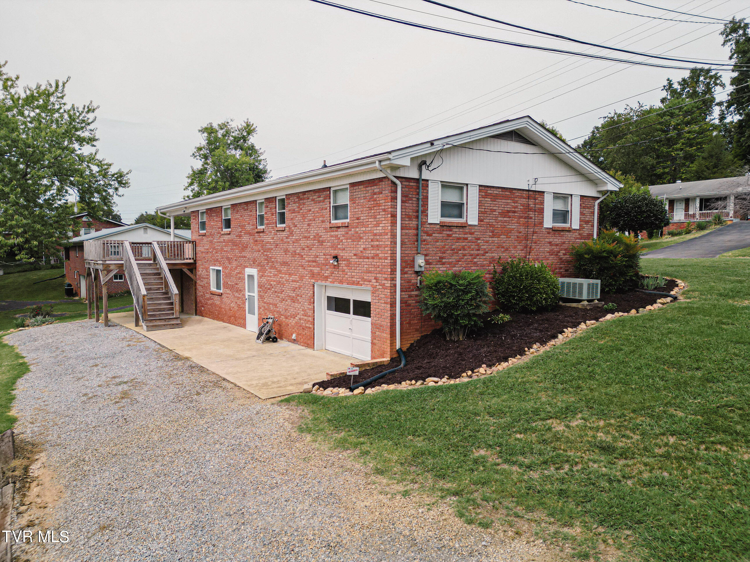 1812 Old Tusculum Road Greeneville, TN 37745 - Photo 8 of 64 DanielleRickerPhotography-0055