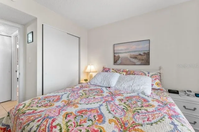 $125,000 | 3915 Lake Bayshore Drive, Unit BLDG F 306, Bradenton, FL 34205