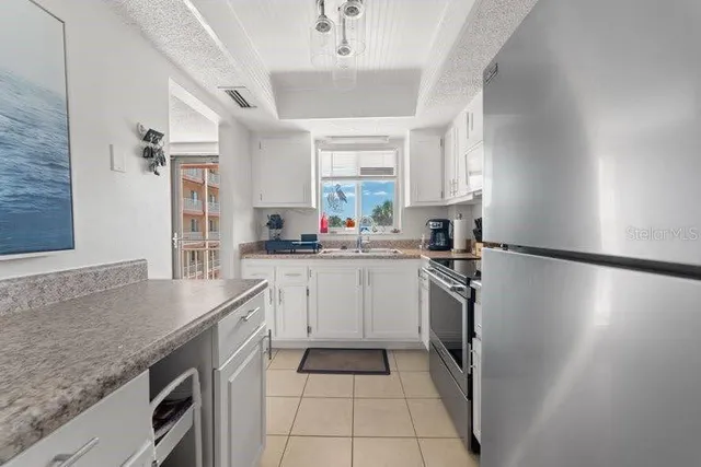 $125,000 | 3915 Lake Bayshore Drive, Unit BLDG F 306, Bradenton, FL 34205