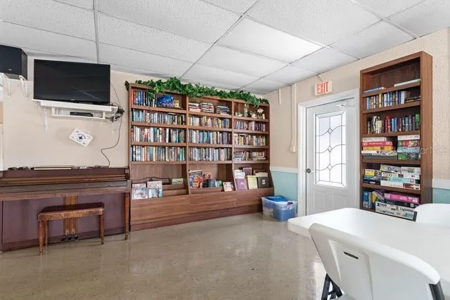 $125,000 | 3915 Lake Bayshore Drive, Unit BLDG F 306, Bradenton, FL 34205