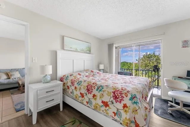 $125,000 | 3915 Lake Bayshore Drive, Unit BLDG F 306, Bradenton, FL 34205