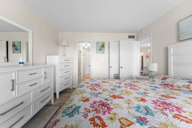 $125,000 | 3915 Lake Bayshore Drive, Unit BLDG F 306, Bradenton, FL 34205