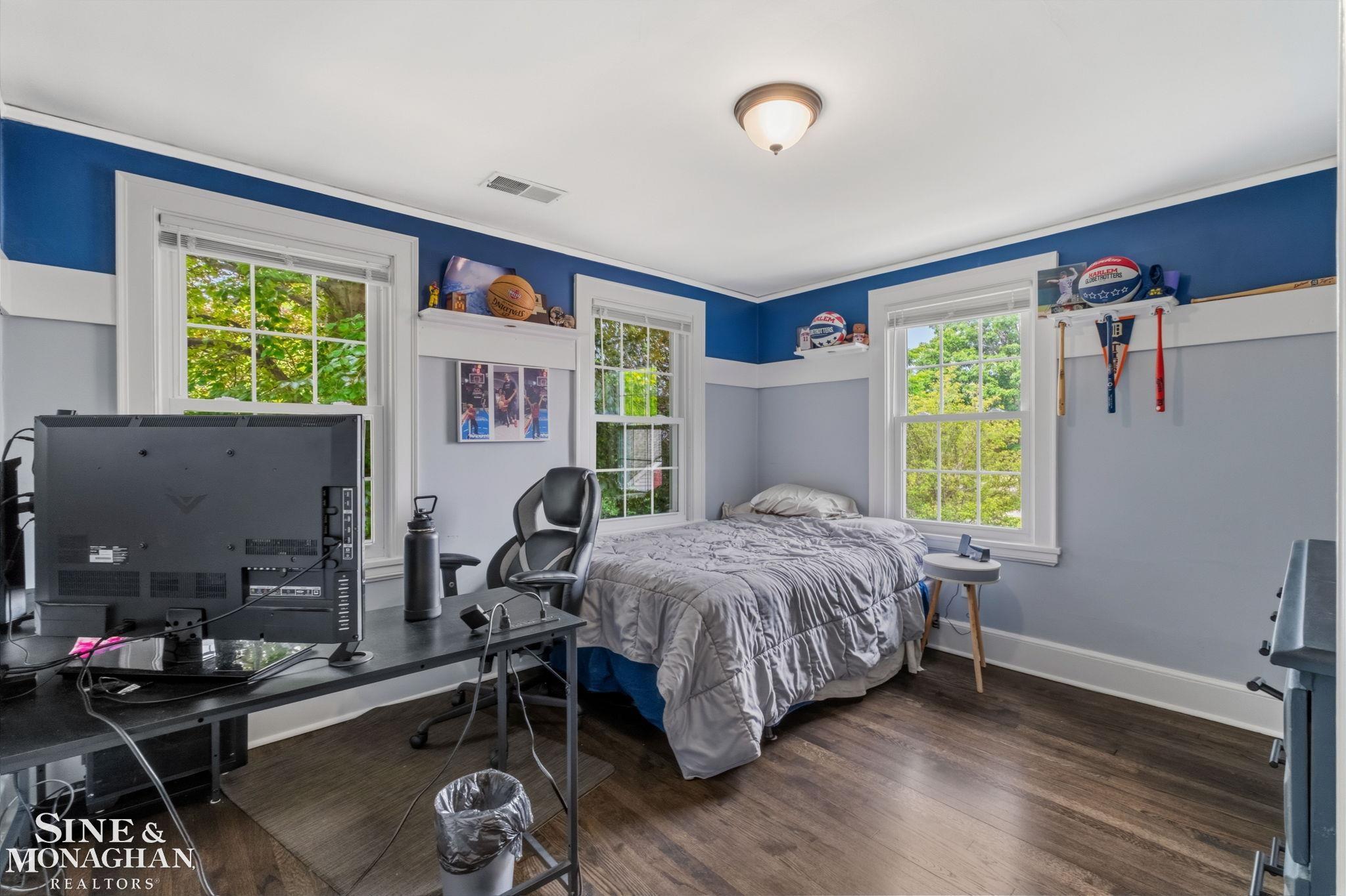 580 Hampton Road Grosse Pointe Woods, MI 48236 - Photo 37 of 77