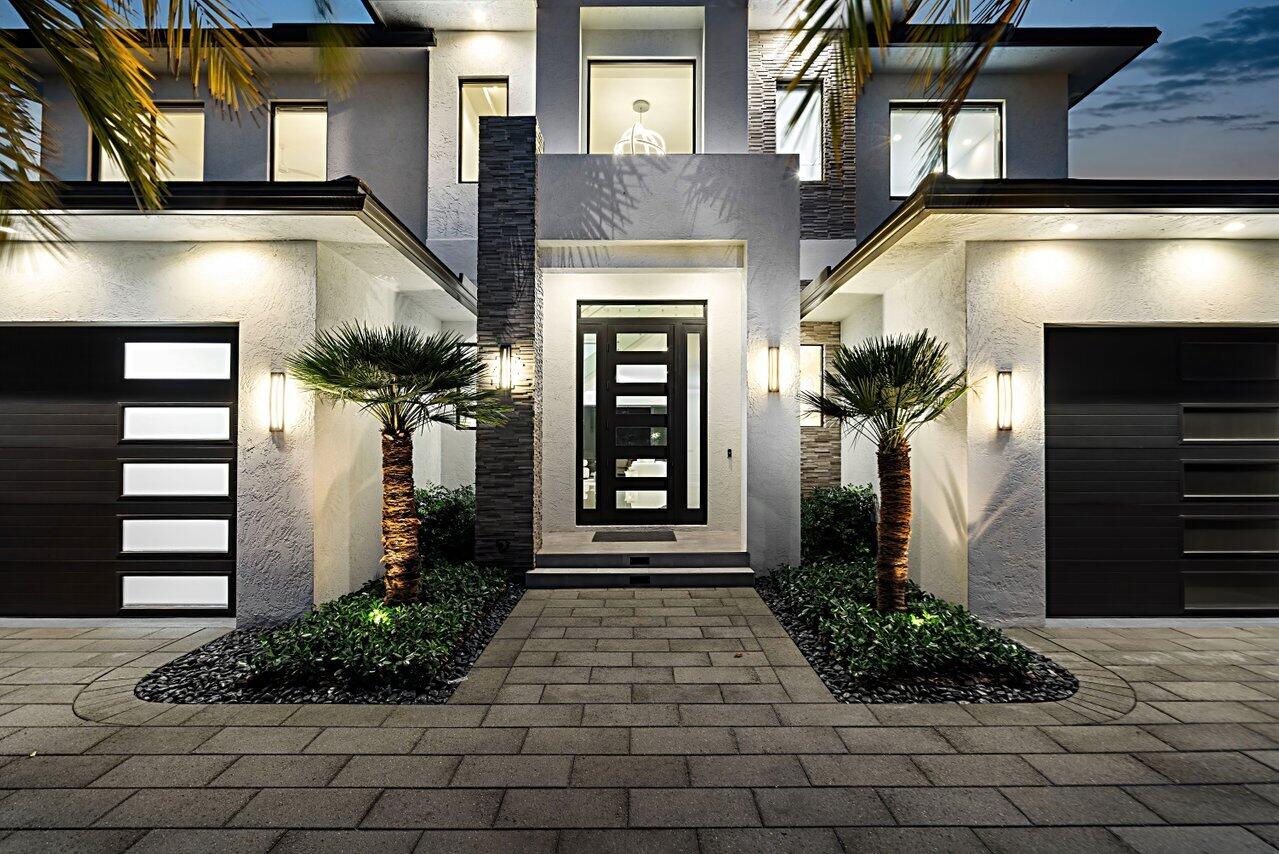436 Northeast 2nd Street Boca Raton, FL 33432 - Photo 3 of 86 082-436Northeast2ndStreet-BocaRaton-FL-3