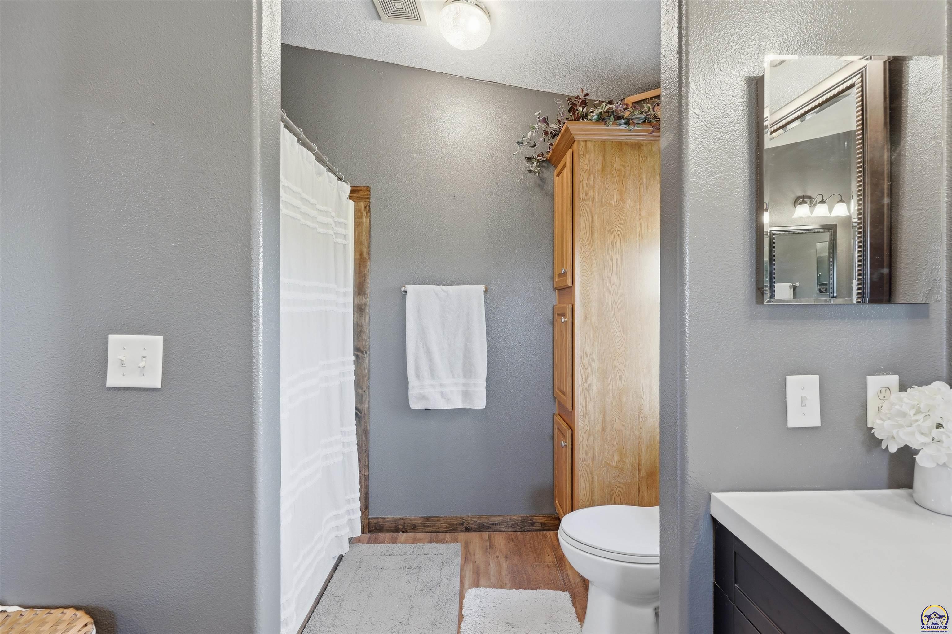 6449 Northwest Humphrey Road Topeka, KS 66618 - Photo 22 of 47