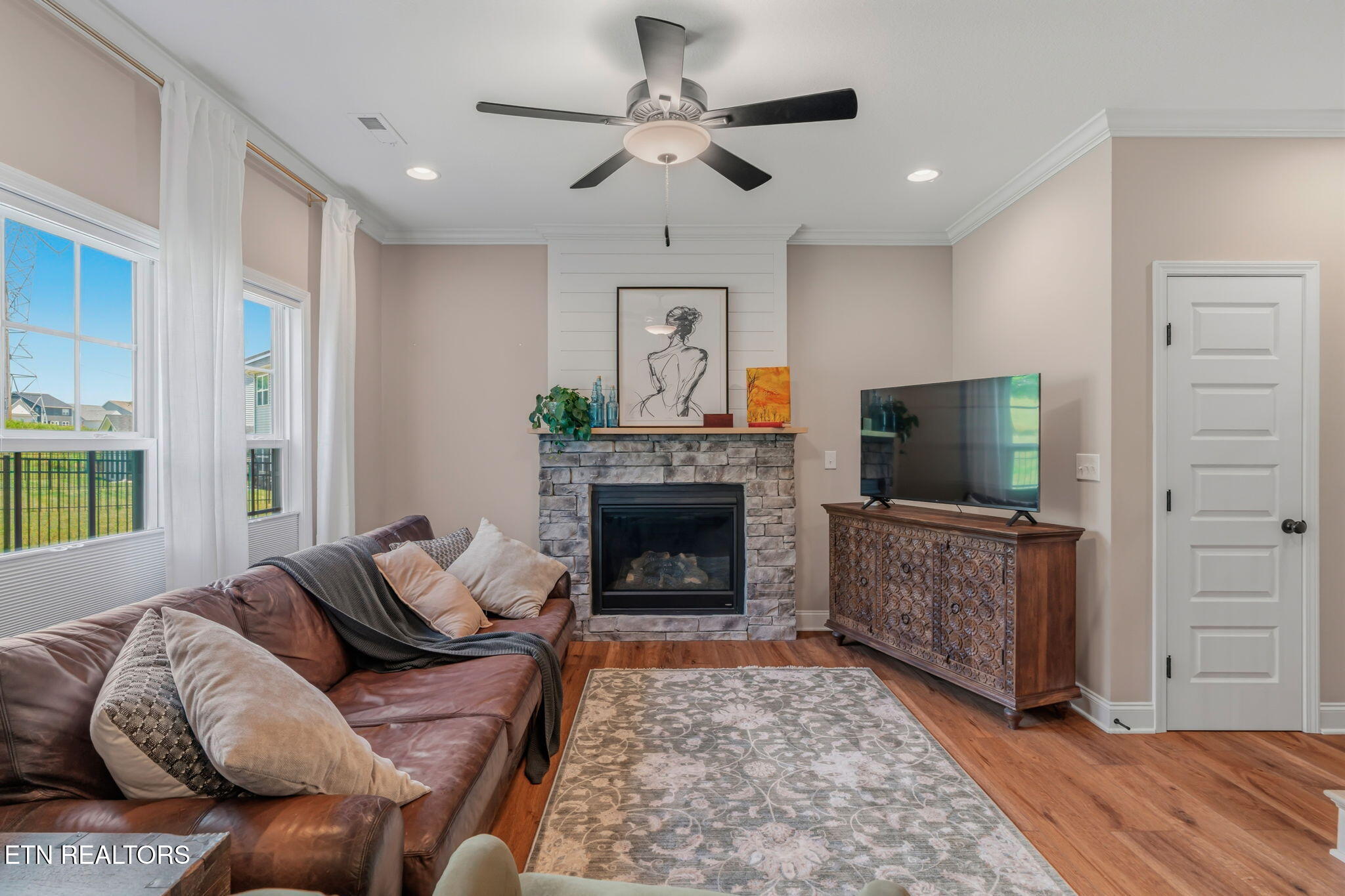 102 East Fortenberry Oak Ridge, TN 37830 - Photo 15 of 56 16-web-or-mls-102 E Fortenberry Street-1