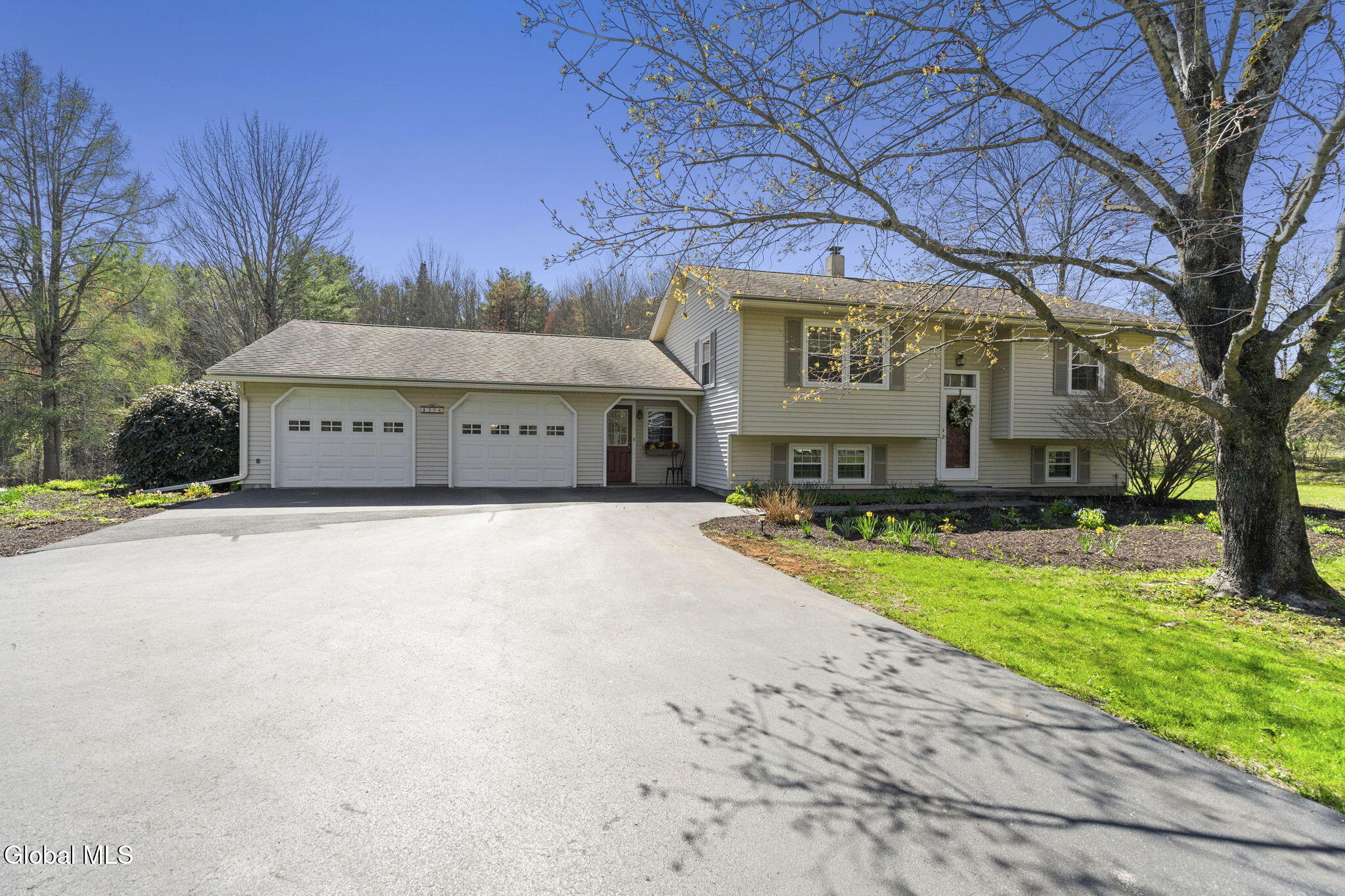 354 Bogden Road Broadalbin, NY 12025 - Photo 3 of 59 3-web-or-mls-354-bogden-rd