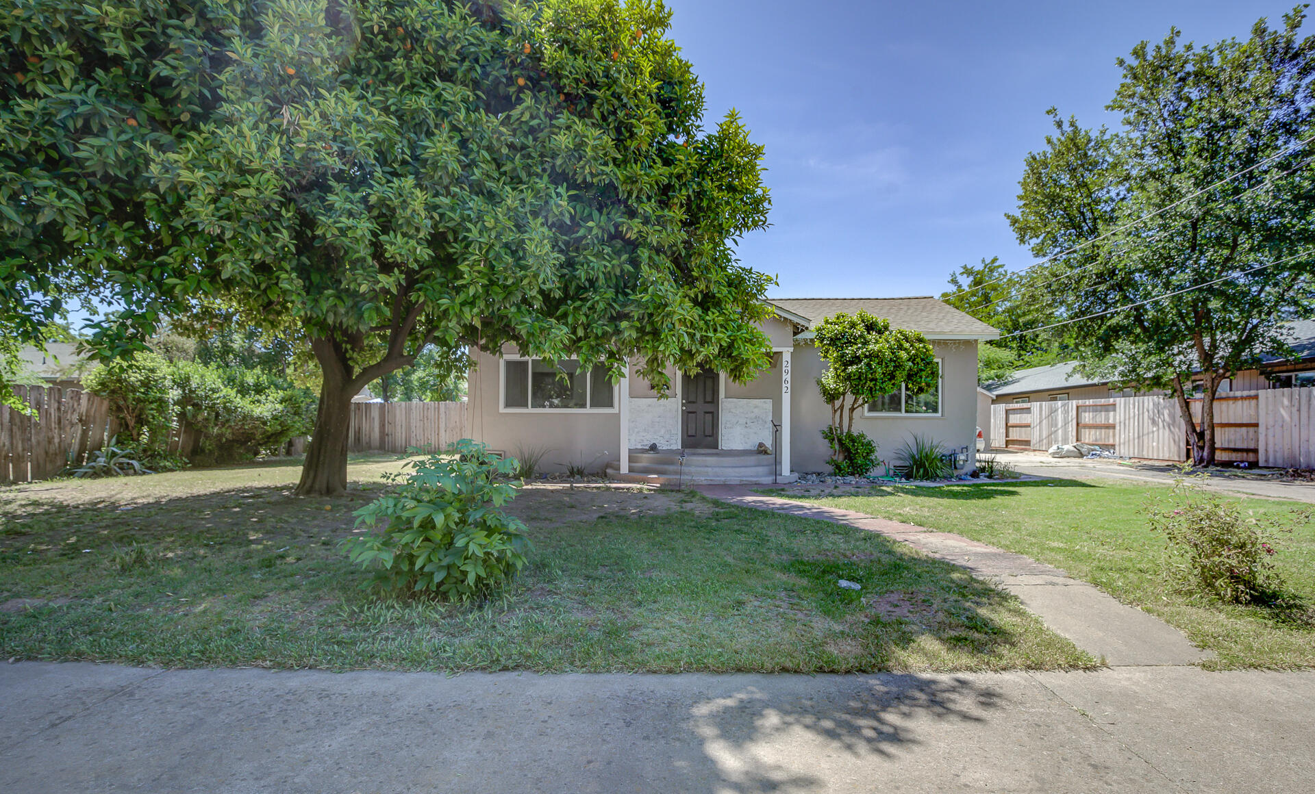 2962 Lanning Avenue Redding, CA 96001 - Photo 2 of 38 front view of a house with a yard