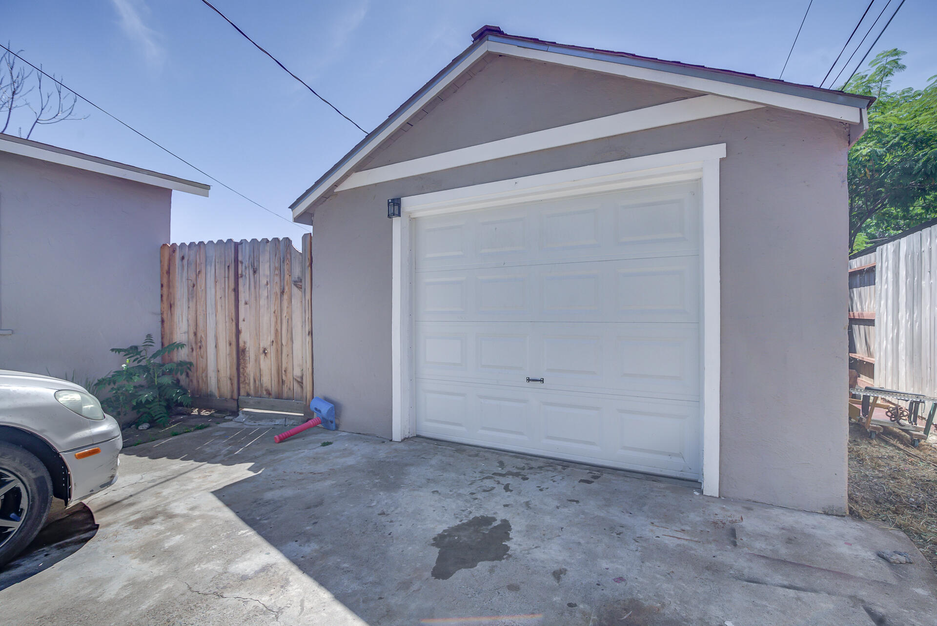 2962 Lanning Avenue Redding, CA 96001 - Photo 21 of 38 a view of backyard with hardwood and deck