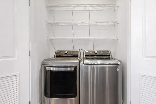 $695,000 | 1025 West Monroe Street, Unit 3W, Chicago, IL 60607