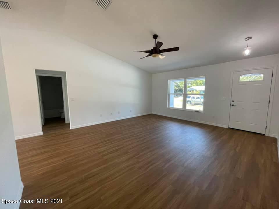 642 Alhambra Road Southeast Palm Bay, FL 32909 - Photo 12 of 24 Family room