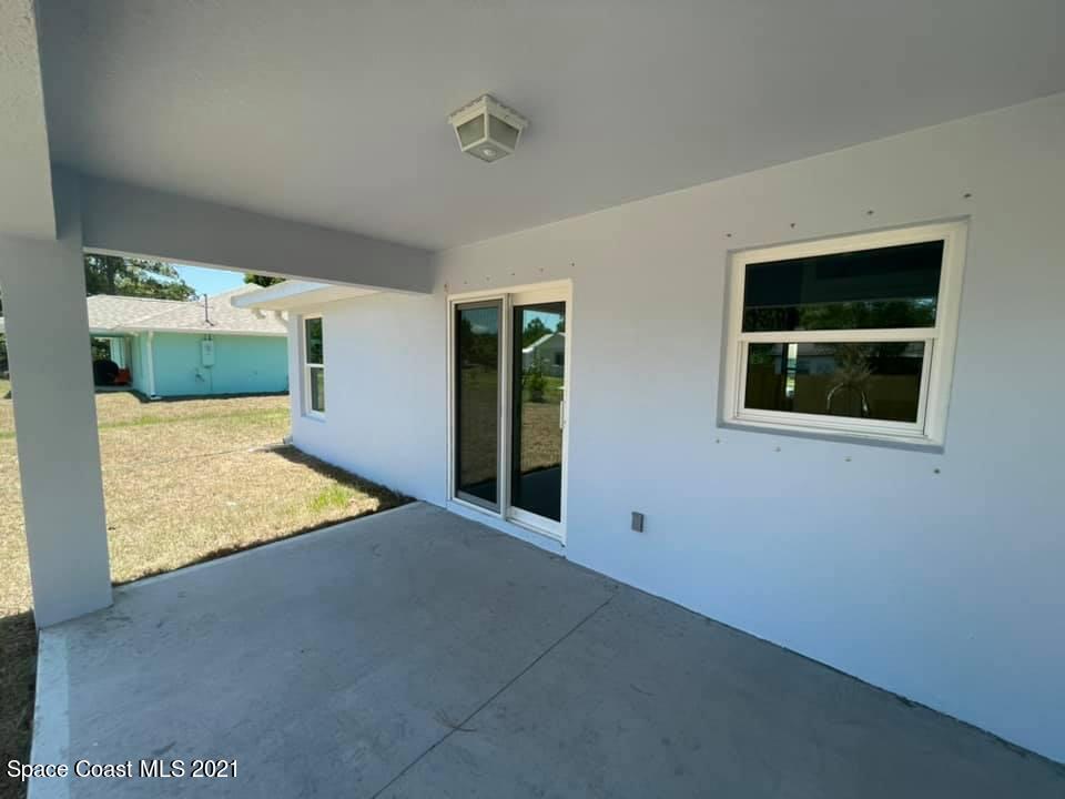 642 Alhambra Road Southeast Palm Bay, FL 32909 - Photo 22 of 24 Backporch