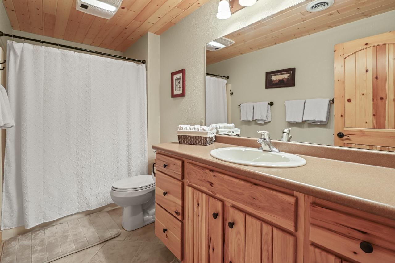 5627 Seybold Road, Unit 2 Manitowish Waters, WI 54545 - Photo 38 of 48 Gallery Image 38
