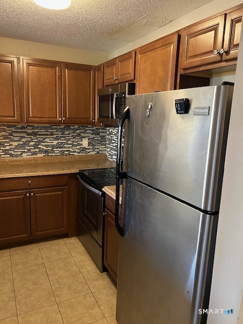 175 Mill Pond Road, Unit 214 Hamden, CT 06514 - Photo 2 of 22 Gallery Image 2