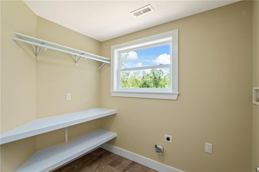 441 McKee Road Washington, PA 15301 - Photo 13 of 25 Gallery Image 13