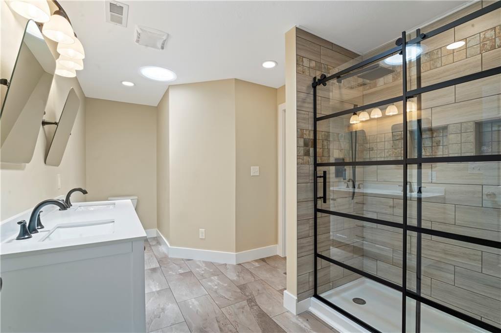 441 McKee Road Washington, PA 15301 - Photo 14 of 25 Gallery Image 14