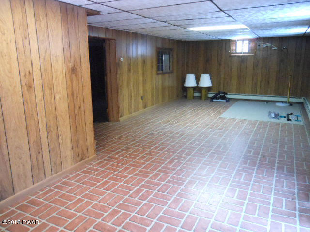 139 Spencer Road Dingmans Ferry, PA 18328 - Photo 15 of 19 Gallery Image 15