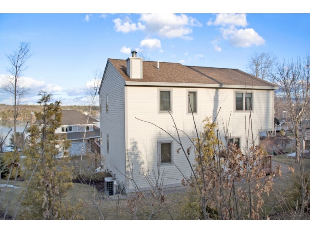46 Prides Point Way, Unit 10 Laconia, NH 03246 - Photo 26 of 31 Gallery Image 26
