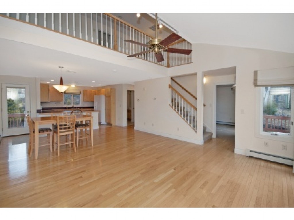 46 Prides Point Way, Unit 10 Laconia, NH 03246 - Photo 6 of 31 Gallery Image 6