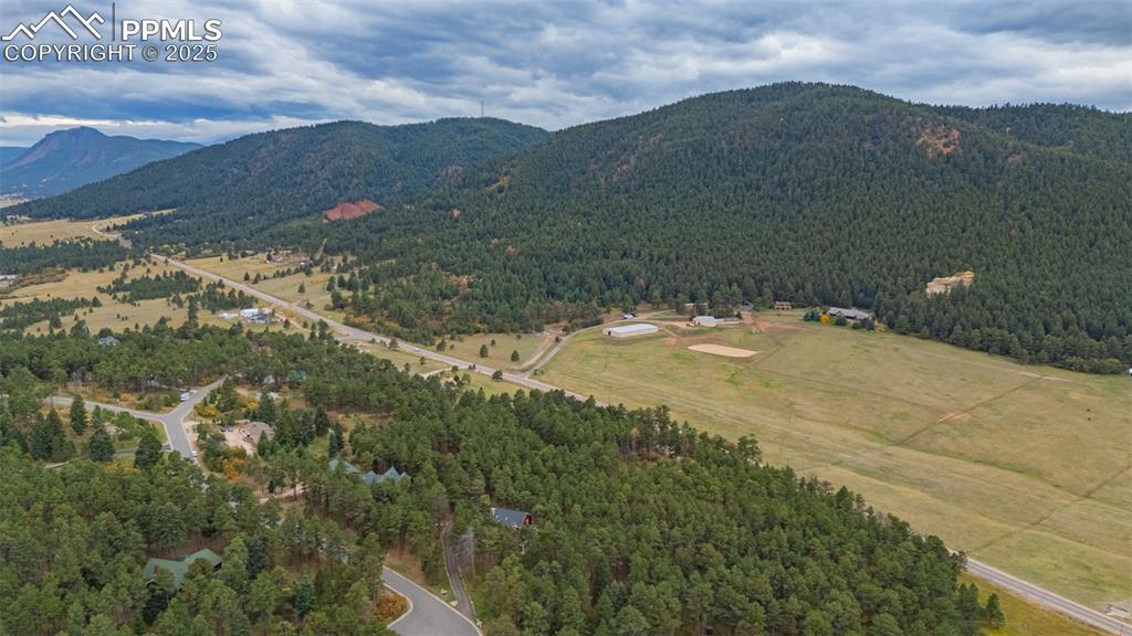 14420 South Perry Park Road Larkspur, CO 80118 - Photo 9 of 33