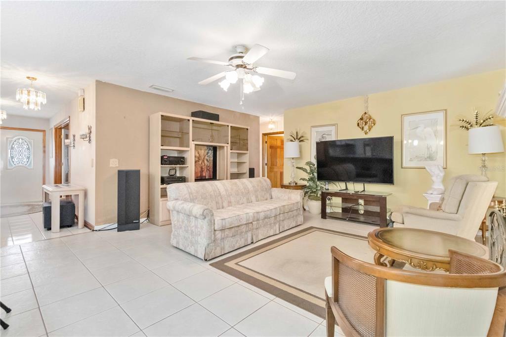 2501 Alton Road Deltona, FL 32738 - Photo 18 of 60 Gallery Image 18