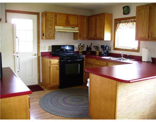 42 South Bay Road Franklin, ME 04634 - Photo 7 of 19 Kitchen.