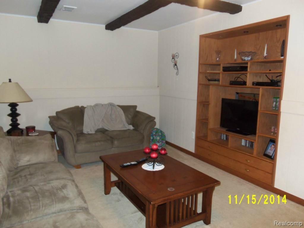 2488 Reeves Road Memphis, MI 48041 - Photo 19 of 21 100_1797.jpg