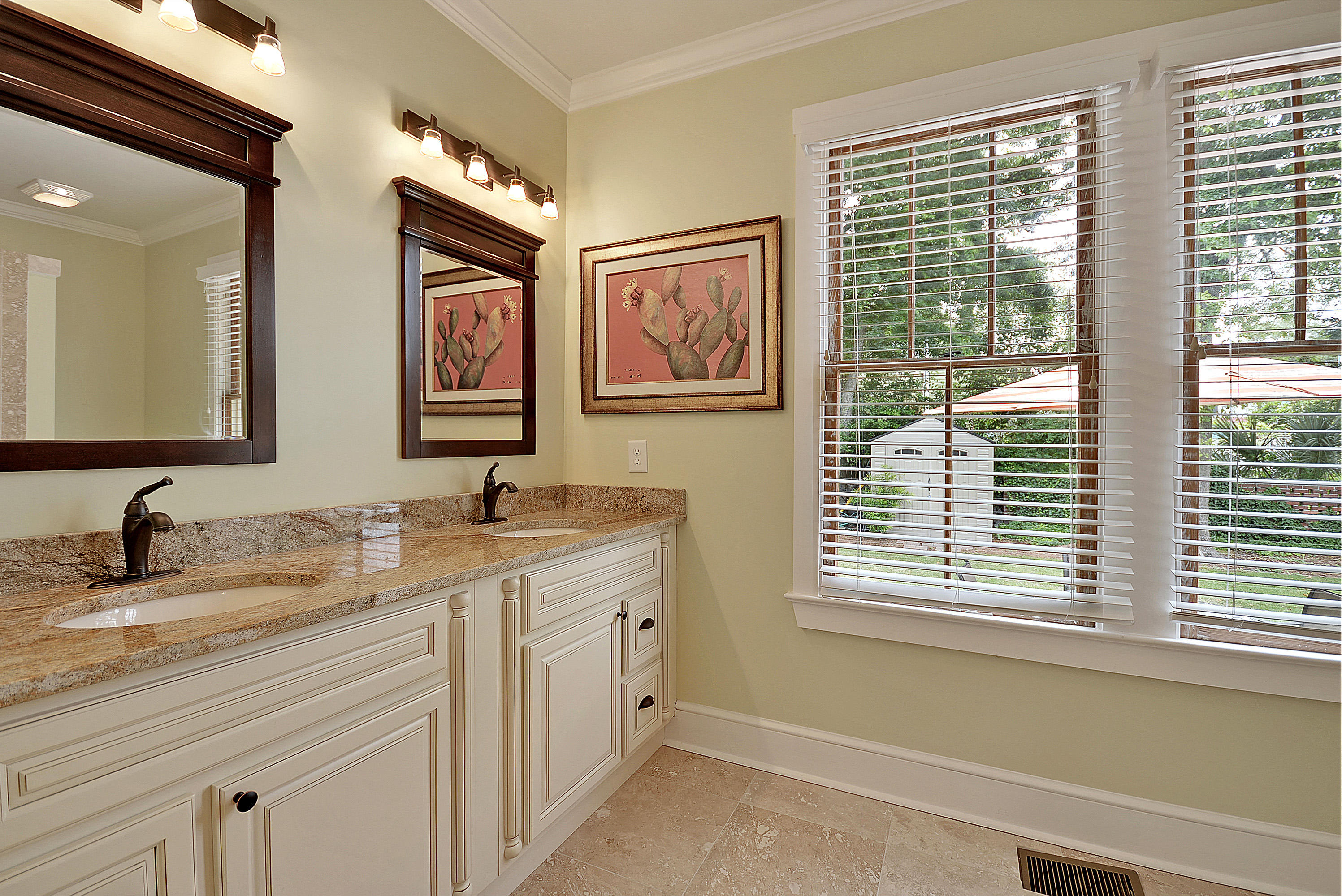 625 Rutledge Avenue Charleston, SC 29403 - Photo 29 of 36 DSC_0536_DSC_0540 copy